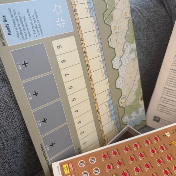 Roads to Leningrad: Battles of Soltsy and Staraya Russa, 1941 (open, unpunched) - Picture 8 of 15